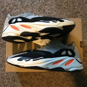 Adidas Yeezy 700 Wave Runners